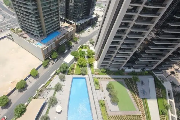 NEW ARABIAN BOULEVARD CRESENT