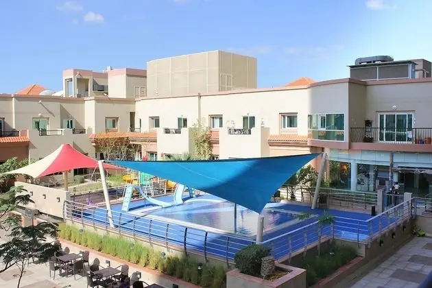 New Arabian Holiday Homes- IMPERIAL JVT - Dış Mekan