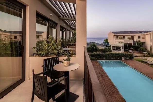 New Beach Hotel