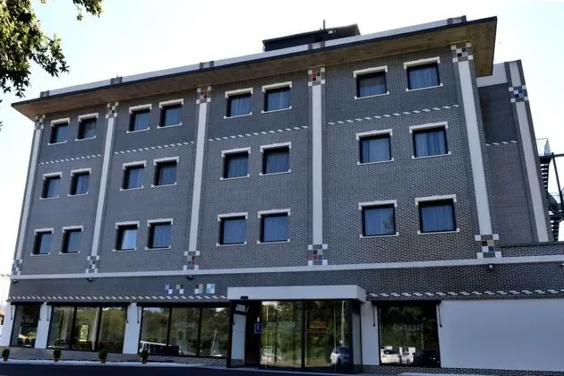 Hotel New Bilbao Airport - Dış Mekan