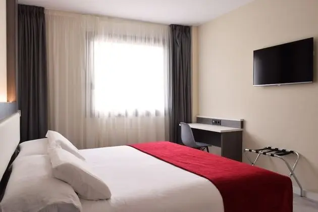 Hotel New Bilbao Airport - Oda
