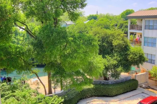 New Braunfels on the River IC 309