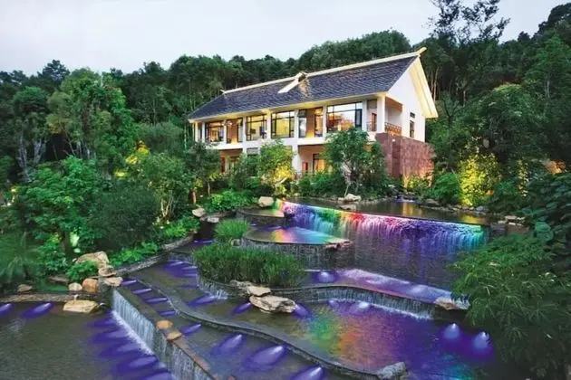 New Century Resort & Spa Puer