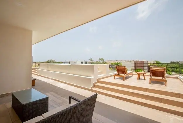 New Charming Villa 2 Levels Private Pool Garden Wifi Bikes