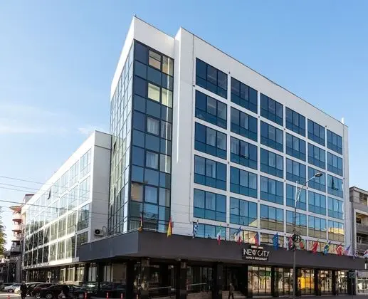 New City Hotel & Restaurant Niš - Dış Mekan