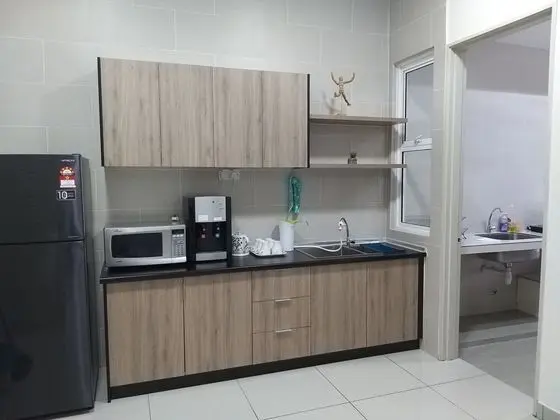 New and Classic Homestay 2 Storey House - Mutfak
