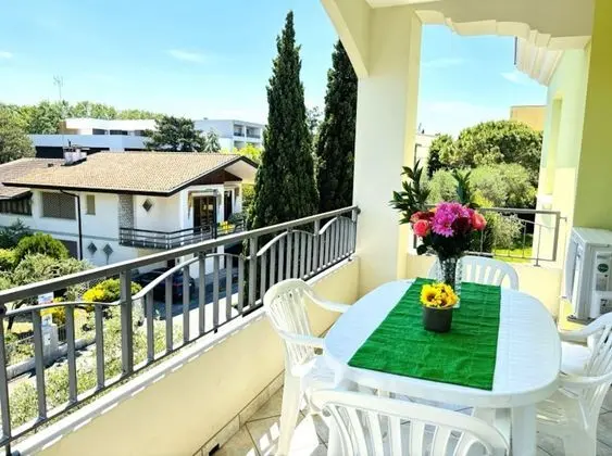 New Condo Bibione Centre - Airco - Private Parking - Beach Place Included - Öne Çıkan Resim