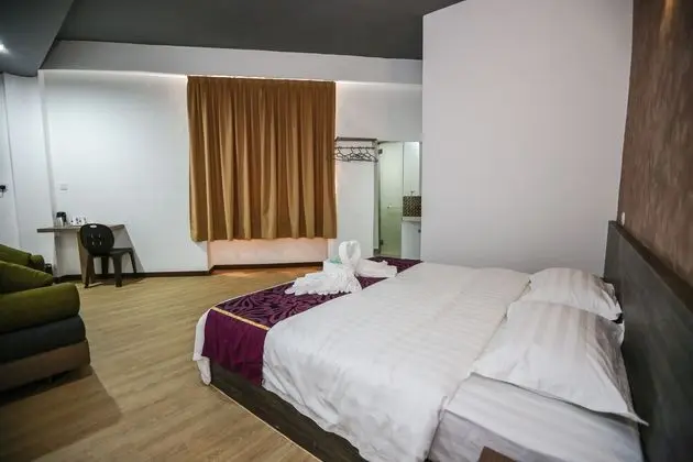 NEW DAWN HOTEL