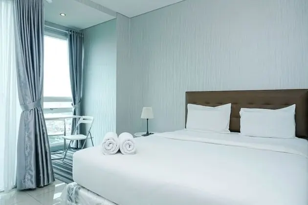 New Furnished and Comfortable Studio Woodland Park Apartment