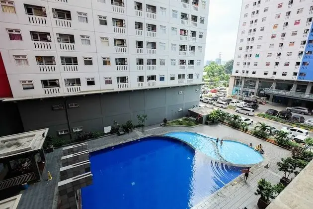 New Furnished with Sofa Bed Green Pramuka Apartment