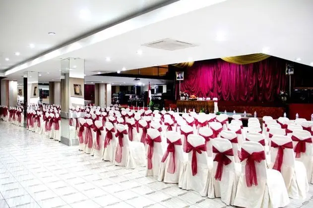 New Grand Park Surabaya