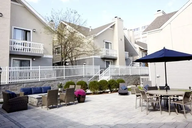 New Haven Village Suites