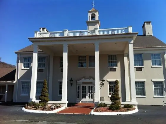 New Haven Inn - Dış Mekan