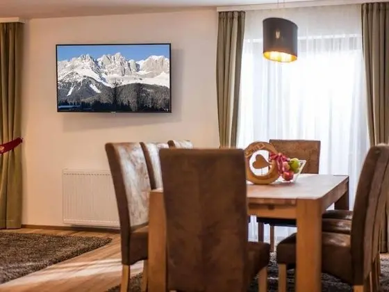 New Holiday Home With a Large Garden Near Ellmau in Tyrol - Yerinde Yemek