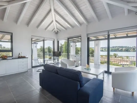 New Holiday Home on Beach, Beautiful Area, Porto Heli, Peloponnese - Öne Çıkan Resim