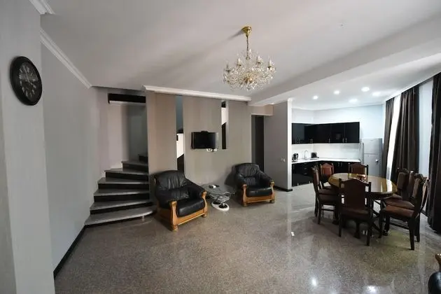 New House in Old Tbilisi - Öne Çıkan Resim