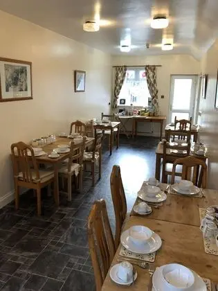 The New Inn Guest House - Yerinde Yemek