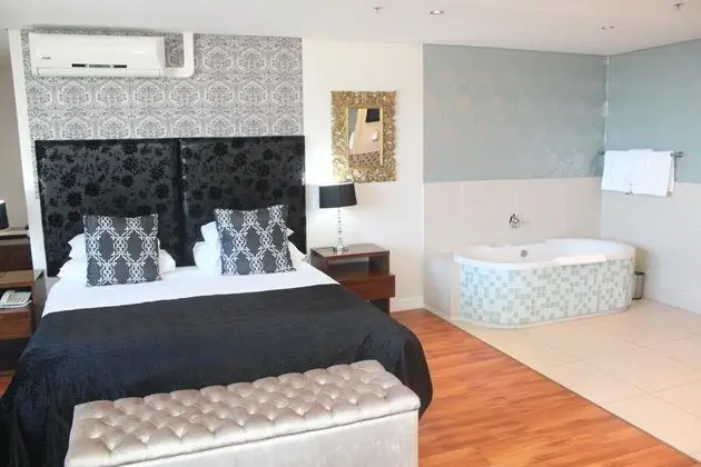 New Kings Hotel - Oda