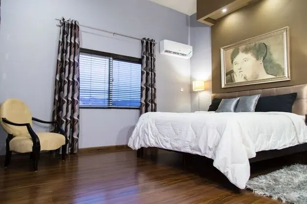 New Kingston Apartment at The Palms - İç Mekan