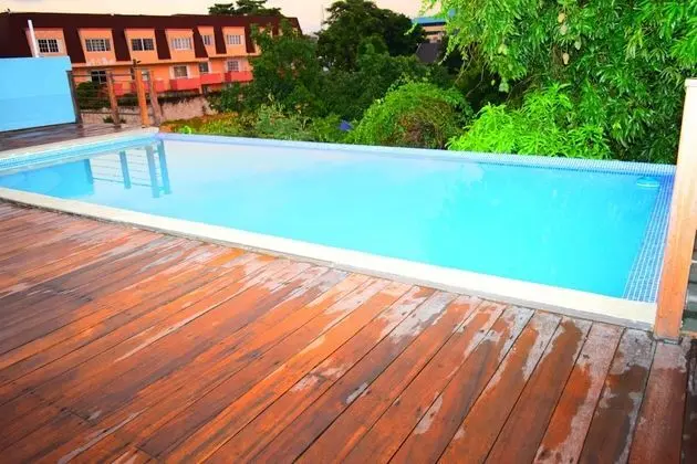 New Kingston Luxury Apt The Bromptons - Havuz