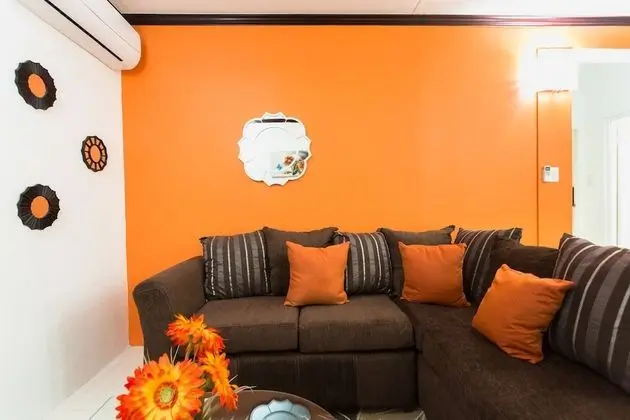 New Kingston Premium Guest Apartment - Lobi