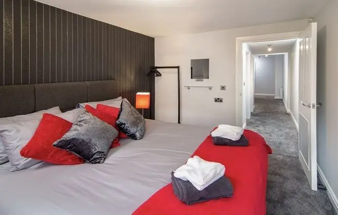 New Luxury Apt 1, Free Parking, Special Deals - Oda