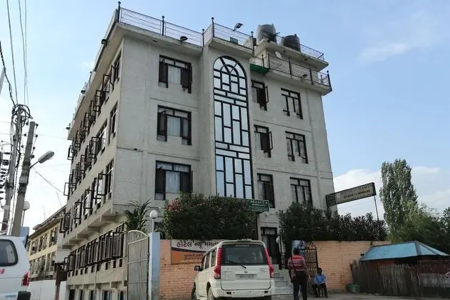 Hotel New Mamta - Dış Mekan