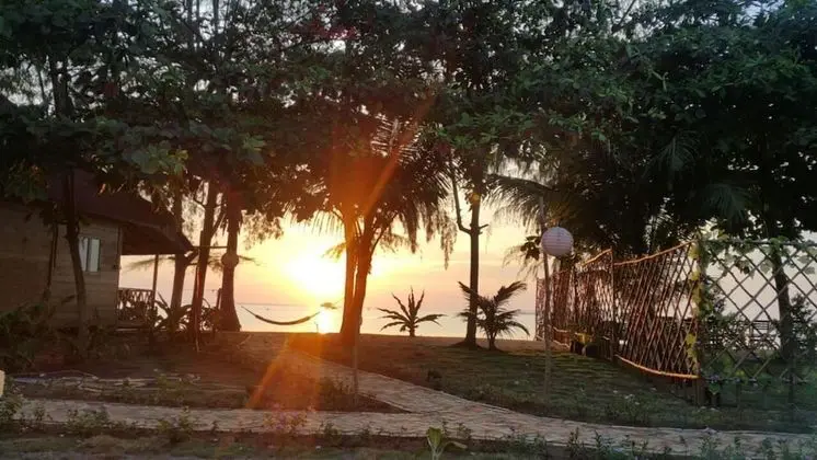 New Marjoly Beach & Resort - Dış Mekan