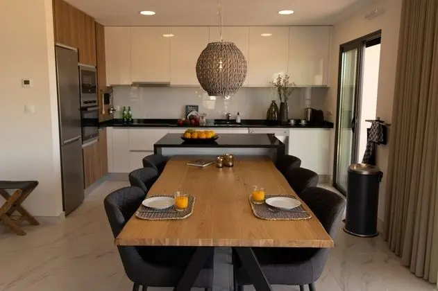 New on the Market - Unique Penthouse Apartment - Mutfak