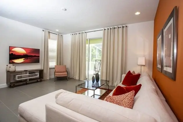 New and Modern Villa Near Disney