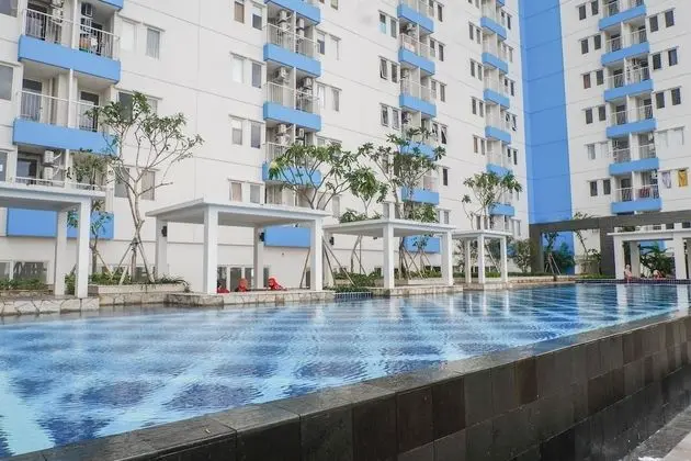 New And Modern Studio At Puncak Cbd Apartment - Havuz