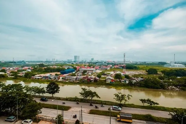 New And Modern Studio Room Apartment At Riverview Residence