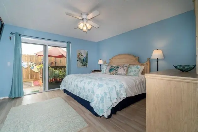 New Nautical Townhouse Paradise Walk to Flagler Ave, Beach, Shops & Restaurants! - Dış Mekan
