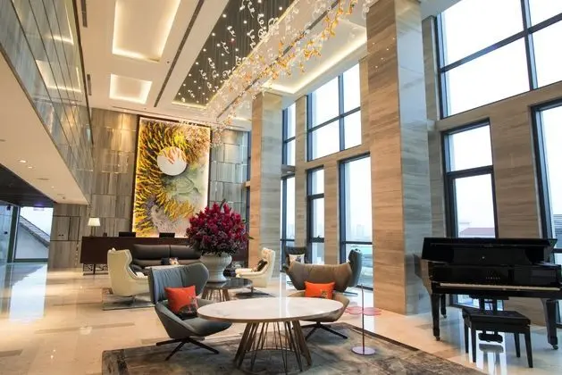 New Orient Hotel - Lobi