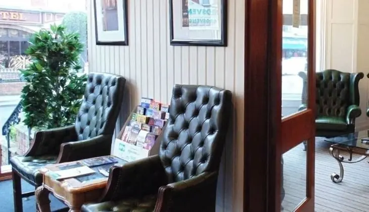 The New Oxford Hotel - Lobi