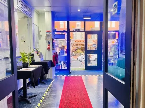 The New Oxford Hotel - Lobi