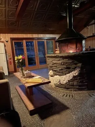 New Park Event Venue & Suites - Lobi