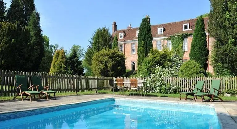 New Park Manor