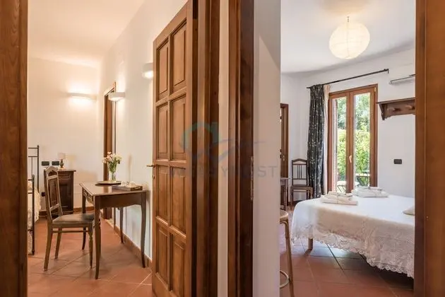 New Refined Villa Rayskaya In Monte Compatri - Oda