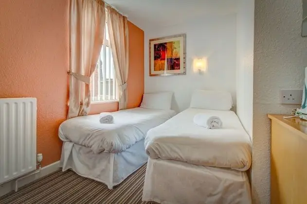 The New Sandringham Court Hotel - Oda