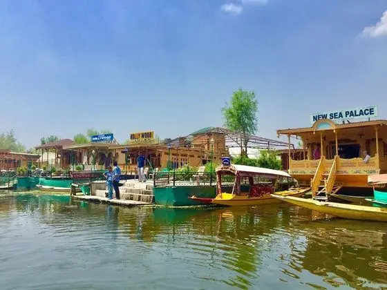 New Sea Palace Houseboats - Dış Mekan