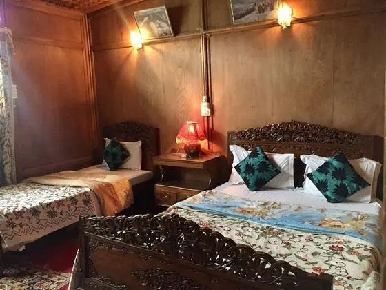 New Sea Palace Houseboats - Oda