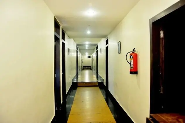 Hotel New Shalimar - İç Mekan