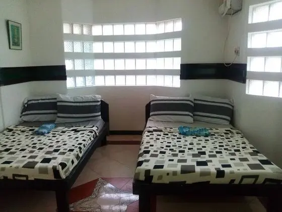 New Siargao Manor Hotel - Hostel