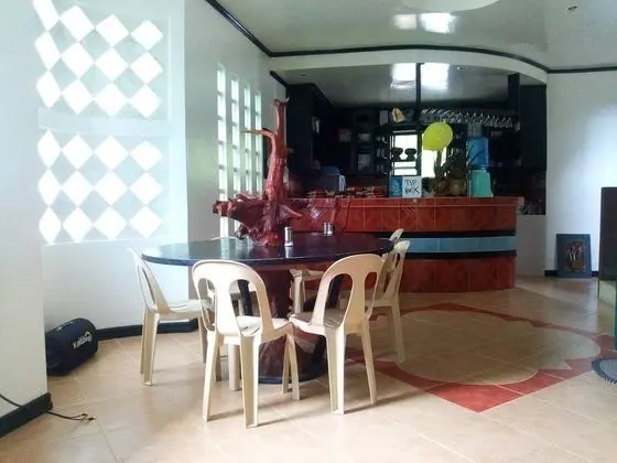 New Siargao Manor Hotel - Hostel - Lobi