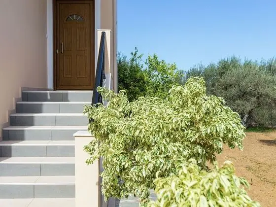 New Small Apartmentcomplex in Village of Prinès near Rethymnon