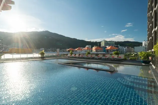 New Square Patong Hotel