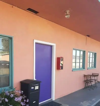 The New Star Motel (1950s Retro Lodging and Retreat Center) - Dış Mekan