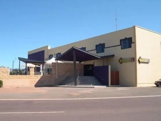 The New Whyalla Hotel - Dış Mekan