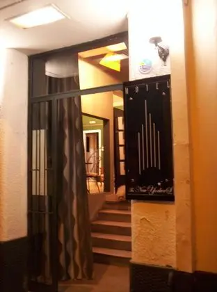 The New Yorkers Hotel